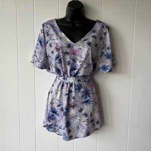 Ricki's Floral V-Neck Top | Size Large